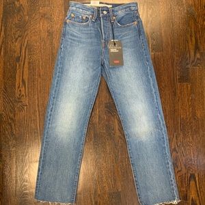 Levi’s Premium Wedgie straight jeans
